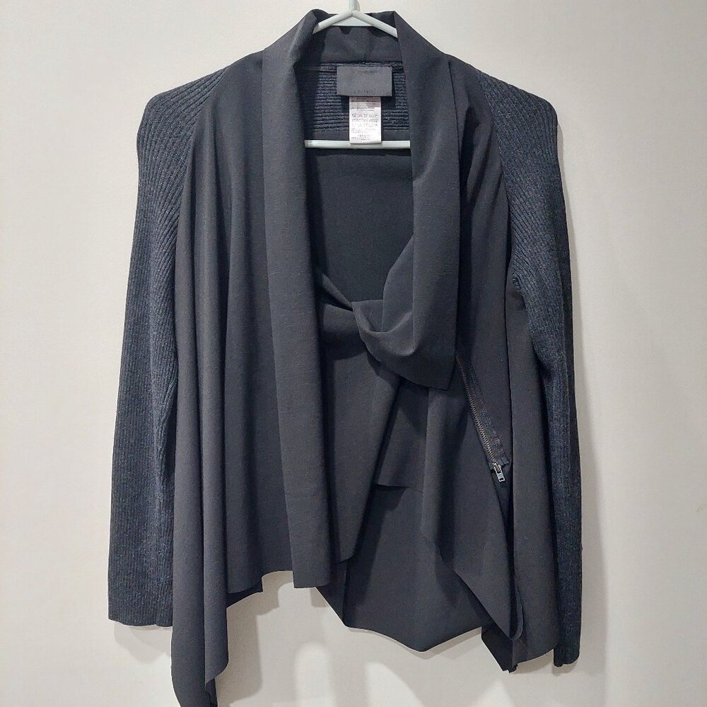 Giordano Ladies Size S Cardigan Draped Front Asymmetrical Zipper Detail Grey